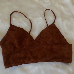 V cut crop top